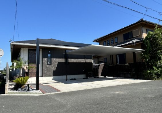 [浜松市] 門まわりのリフォーム！カーポート・マットスプレー・植栽で、魅せる外構へ